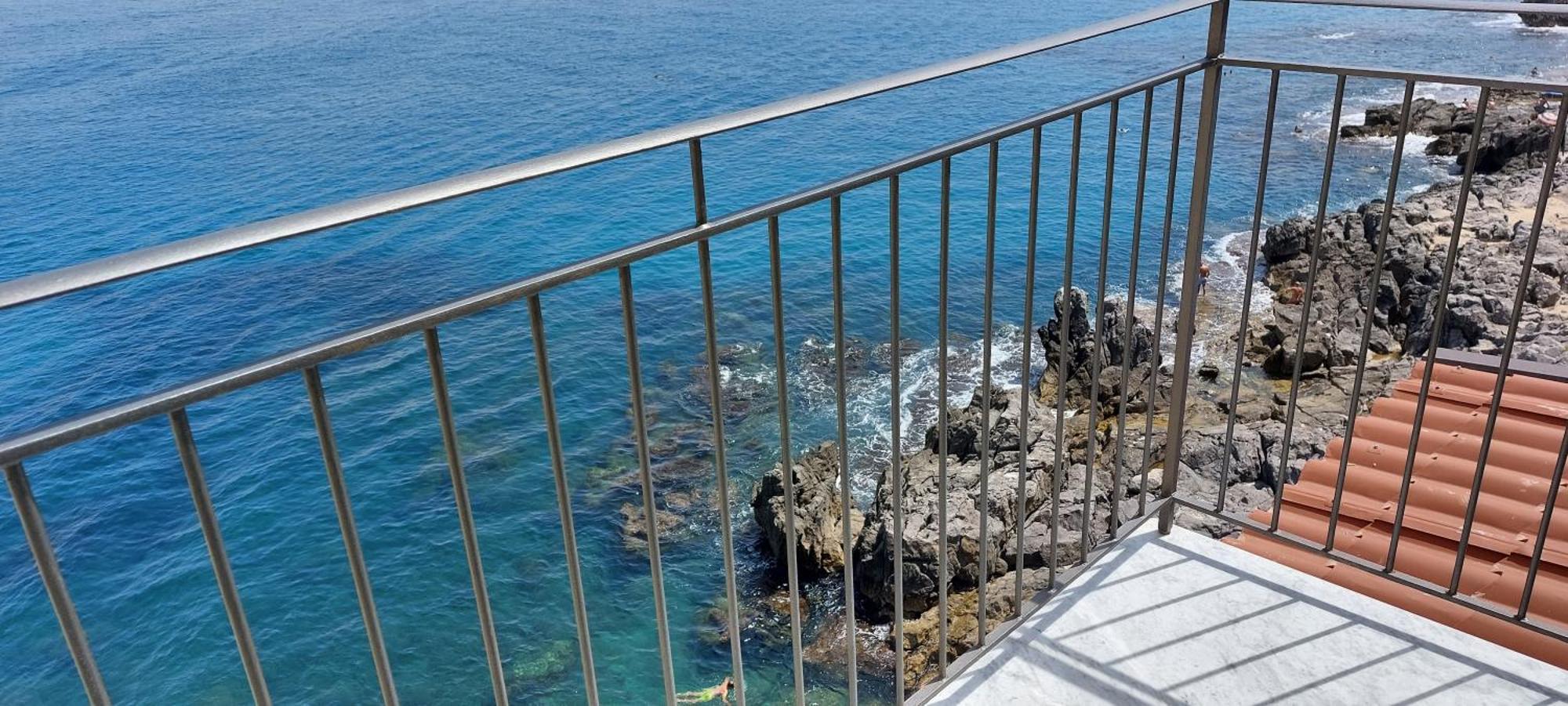 Franco'S Suite Cefalu Exterior photo